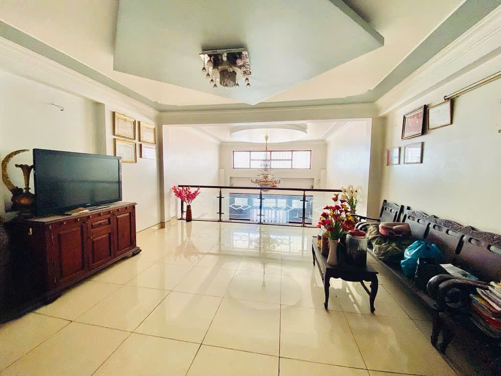HIẾM HẺM 6M - SÁT MẶT TIỀN NGUYỄN PHÚC CHU – 168M² - 5 TẦNG – CHỈ 15.X - Ảnh 2